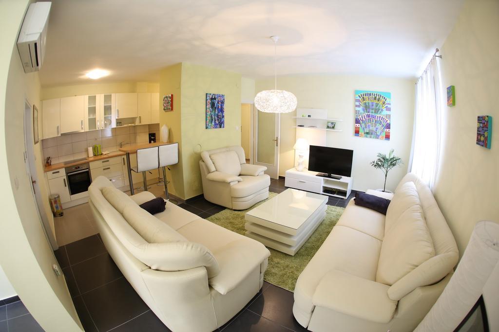 Apartment Zubcic Задар Стая снимка